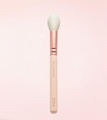 105 LUXE HIGHLIGHT BRUSH (ROSE GOLDEN VOL. 2) Preview Image 2