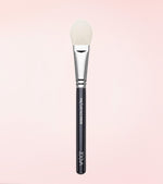 114 Luxe Face Focus Brush Preview Image 1