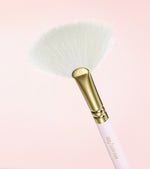 129 Luxe Fan Brush (Screen Queen R2) Preview Image 2