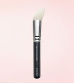 130 LUXE CONTOUR DEFINER BRUSH Preview Image 1