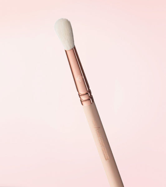 221 Luxe Soft Crease Brush (Rose Golden Vol. 2)