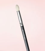 231 Luxe Petit Crease Brush Preview Image 2