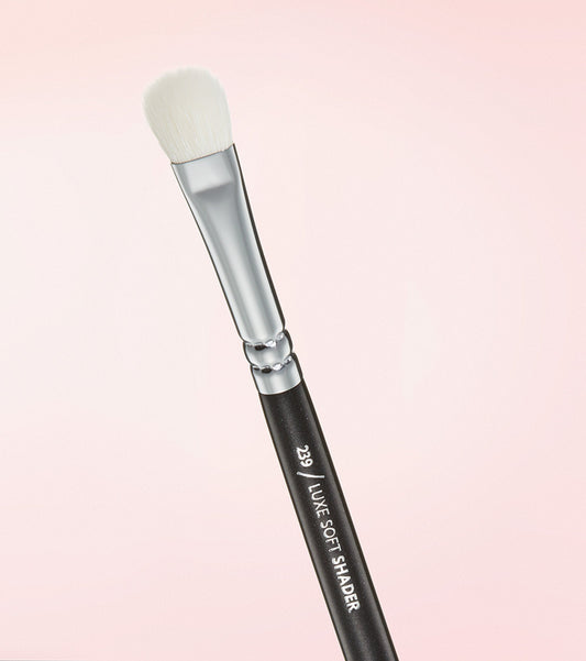 239 LUXE SOFT SHADER BRUSH