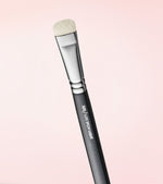 325 Luxe Brow Light Brush Preview Image 2