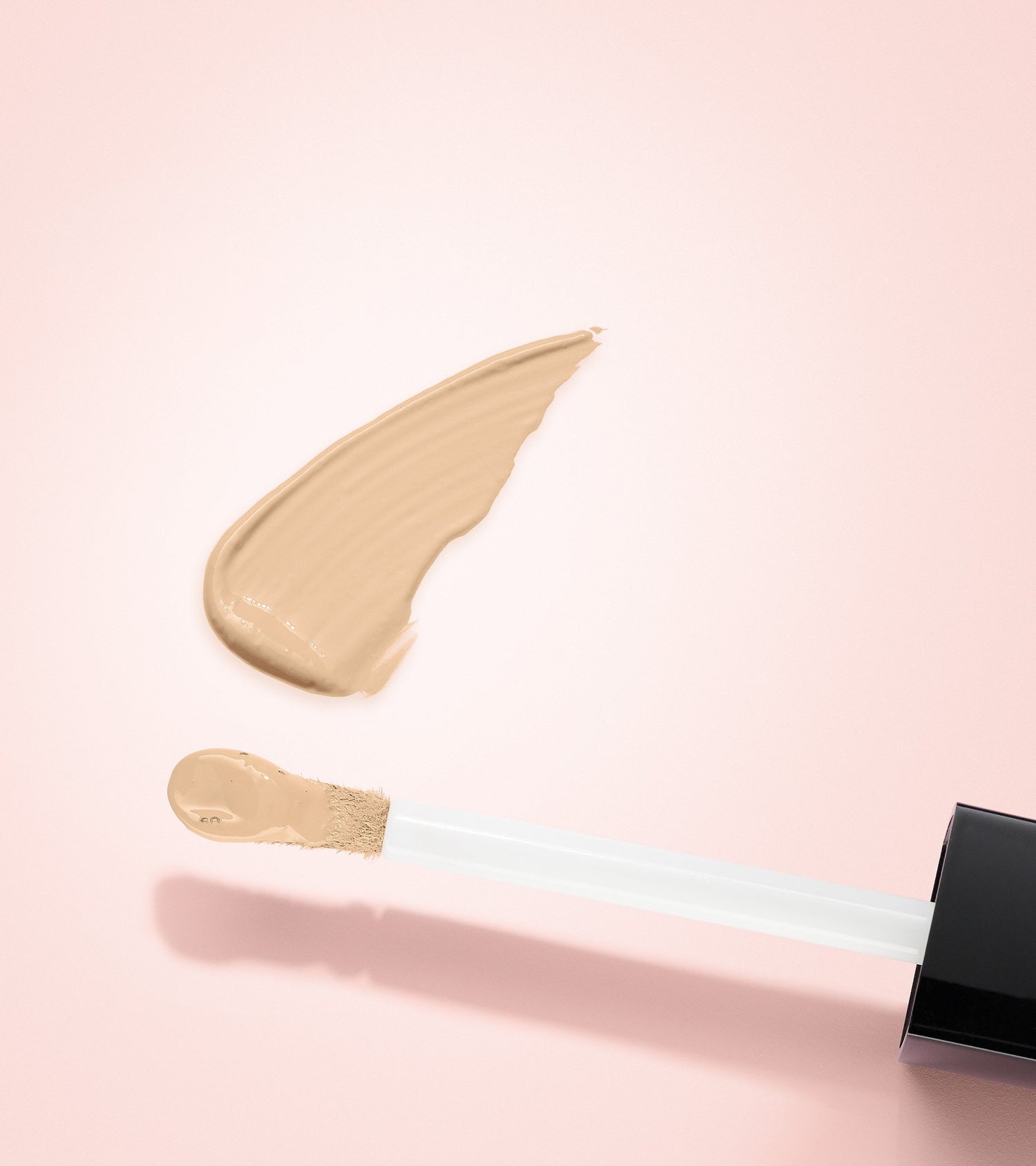 AUTHENTIK SKIN PERFECTOR CONCEALER (060 CREDIBLE) Main Image featured