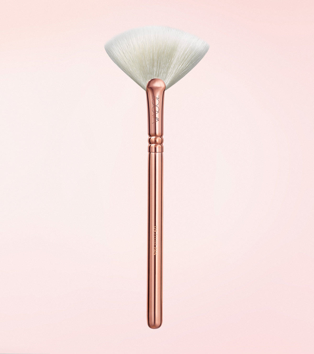 129 LUXE FAN BRUSH (ROSE GOLDEN VOL.3) Expanded Image 1